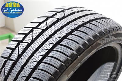215/60R16 99H Leao WINTER DEFENDER